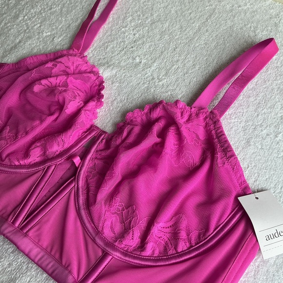 Auden Fuchsia Lace Underwire Bra - Picture 4 of 13